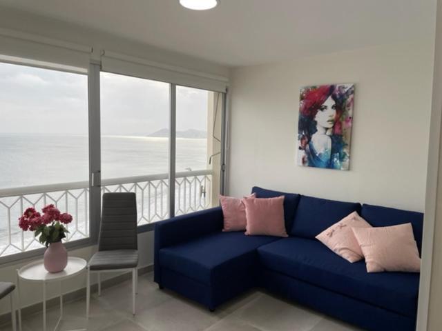 Precioso Apartamento A Estrenar En Primera Linea De Playa Benidorm Dış mekan fotoğraf