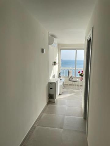 Precioso Apartamento A Estrenar En Primera Linea De Playa Benidorm Dış mekan fotoğraf